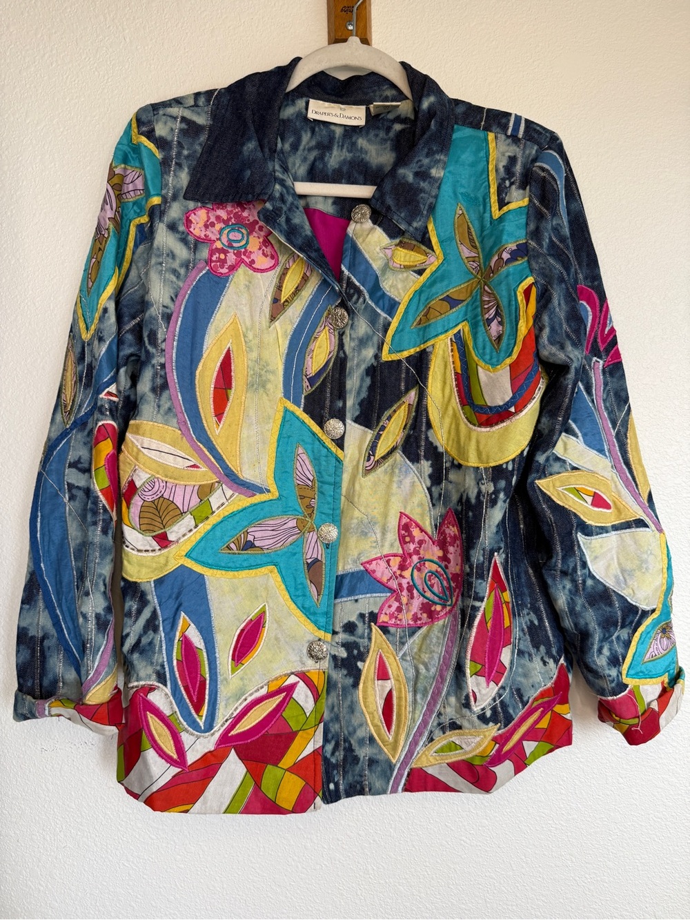 Draper's & Damon's M Floral Appliqué Bleached Denim We